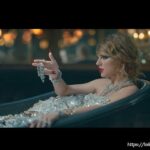 Lời bài hát Look What You Made Me Do_Loibaihathay