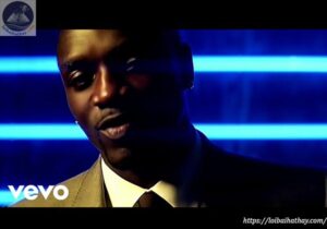 Lời bài hát Right Now (Na Na Na)_Loibaihathay