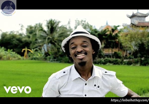 Lời bài hát Wavin' Flag_Loibaihathay